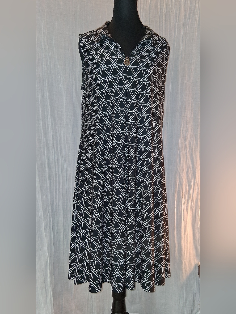 Anne Klein Black and White Geometric Midi Dress